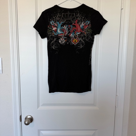 Vocal Black Tee with Heart and Bird Design - Picture 4 of 4